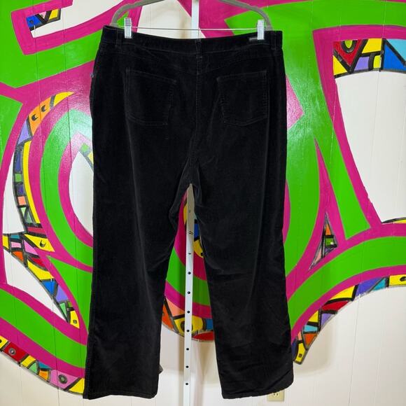 Woolrich, Black Corduroy Straight Leg Pants. Size 18. Excellent condition! - Picture 3 of 6